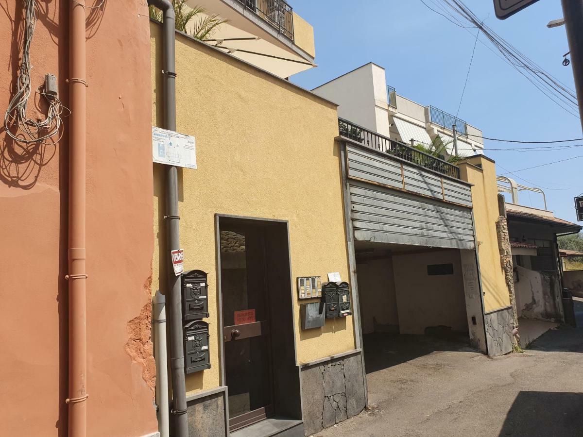 Lilly'S House Apartment Giardini Naxos Exterior photo